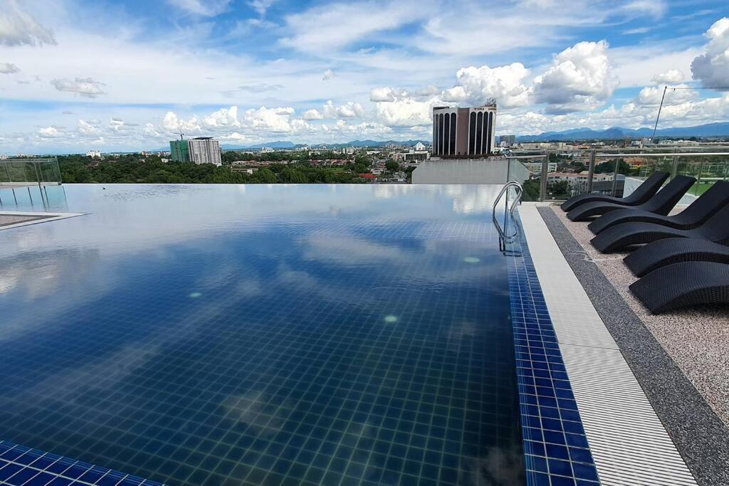 Kozi Square New Sgh Cozy Home Lv5B Kuching Exteriör bild